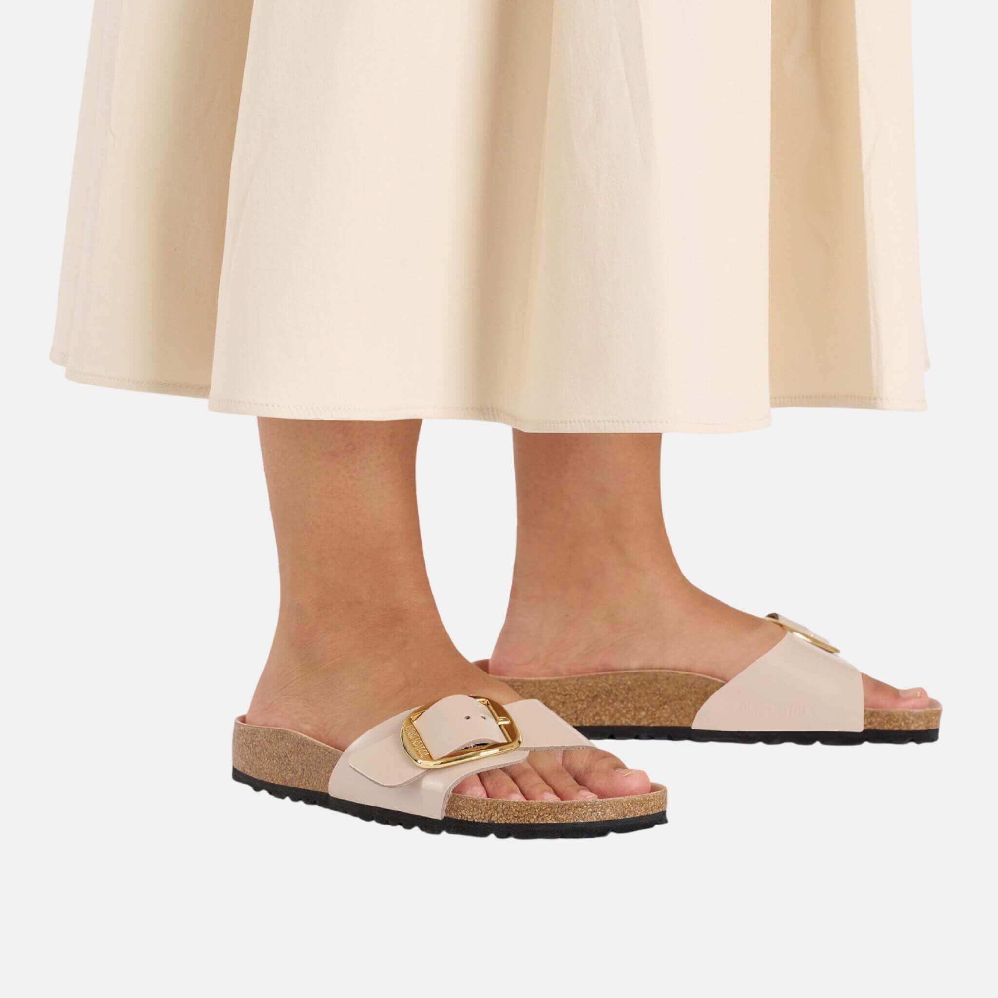 Béžovo-zlaté regular pantofle Birkenstock Madrid Big Buckle Natural Leather Patent