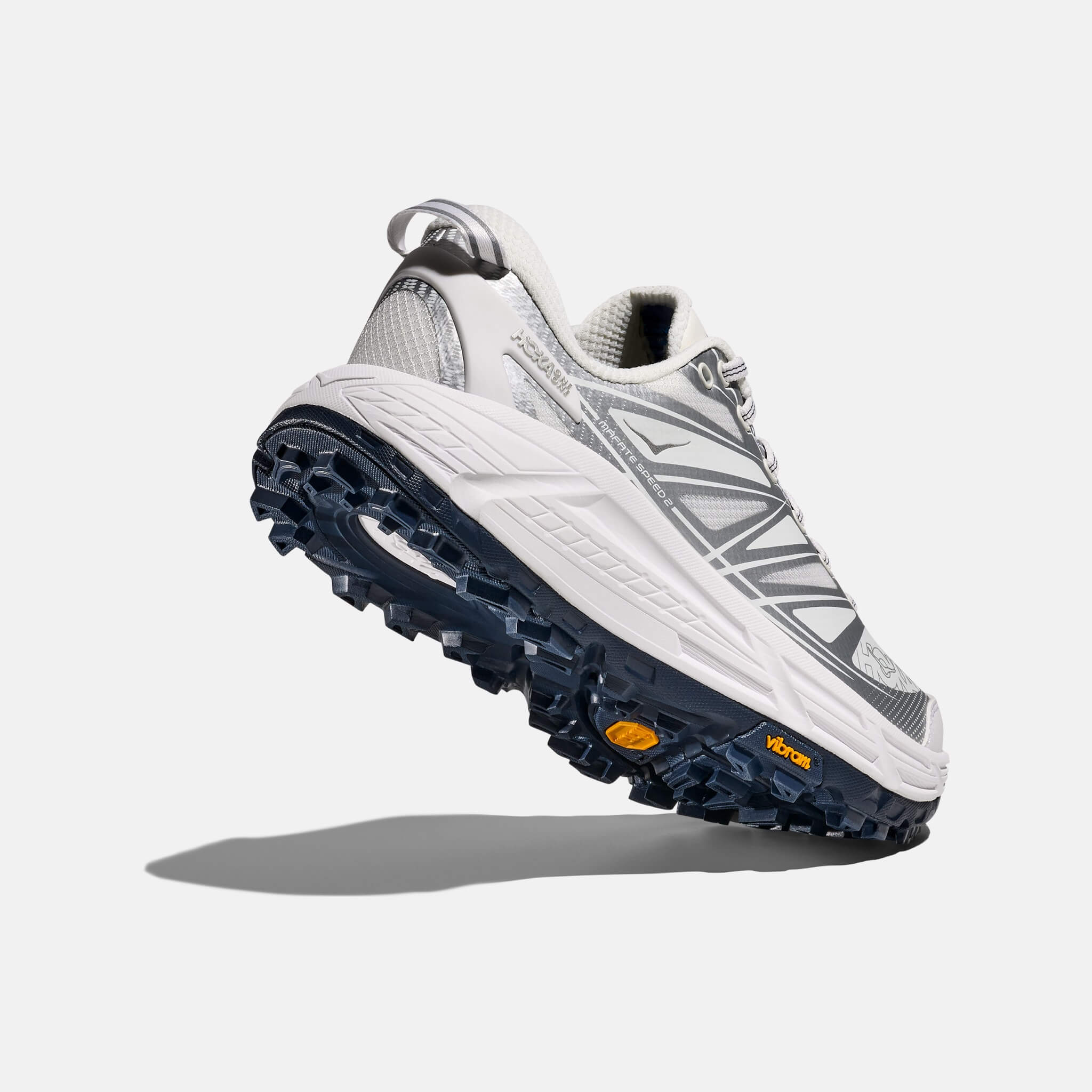 Unisex bílo-stříbrné tenisky Hoka Mafate Speed 2