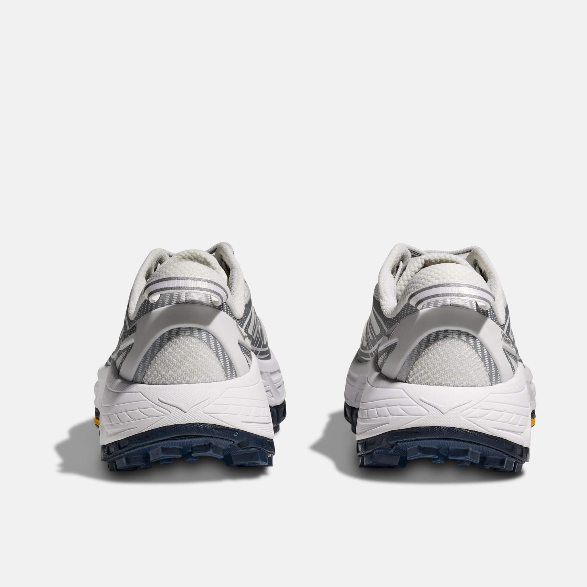 Unisex bílo-stříbrné tenisky Hoka Mafate Speed 2