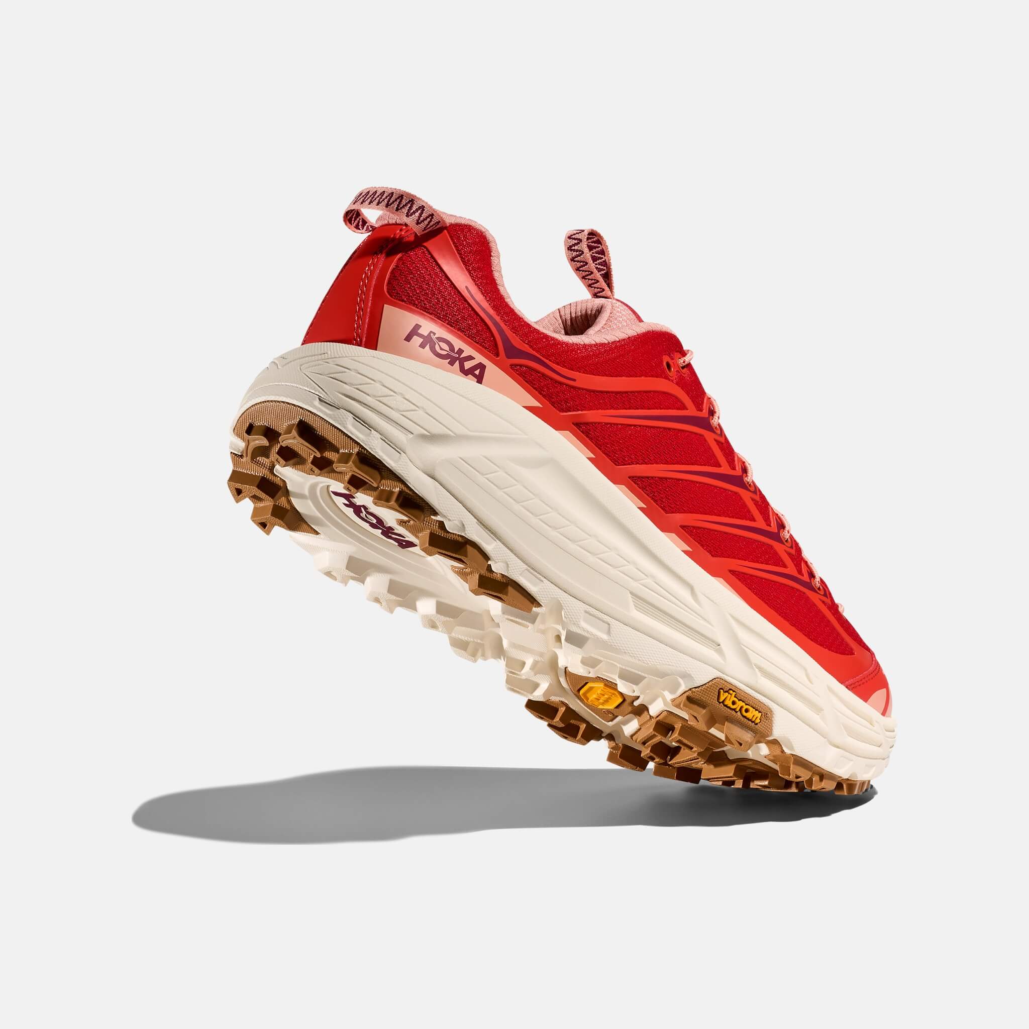 Unisex červené tenisky Hoka Mafate Three2