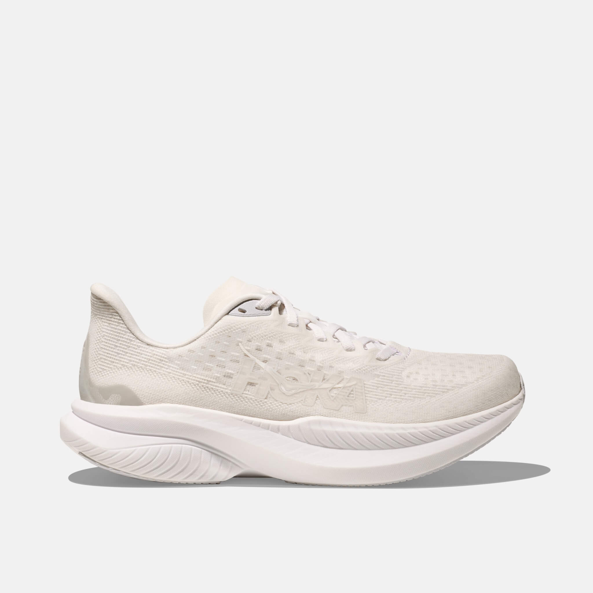 Dámské bílé tenisky Hoka Mach 6