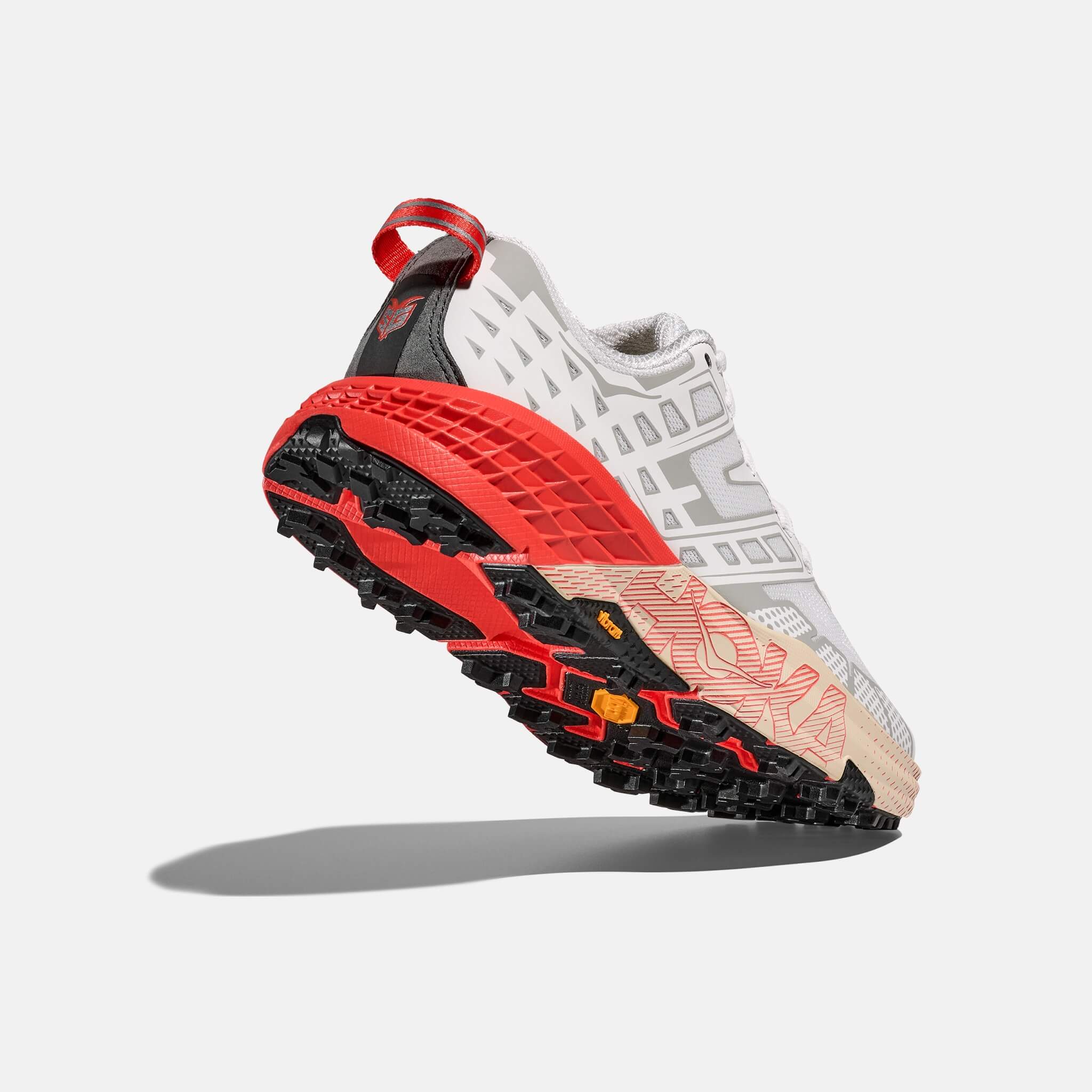 Unisex šedo-červené tenisky Hoka Speedgoat 2