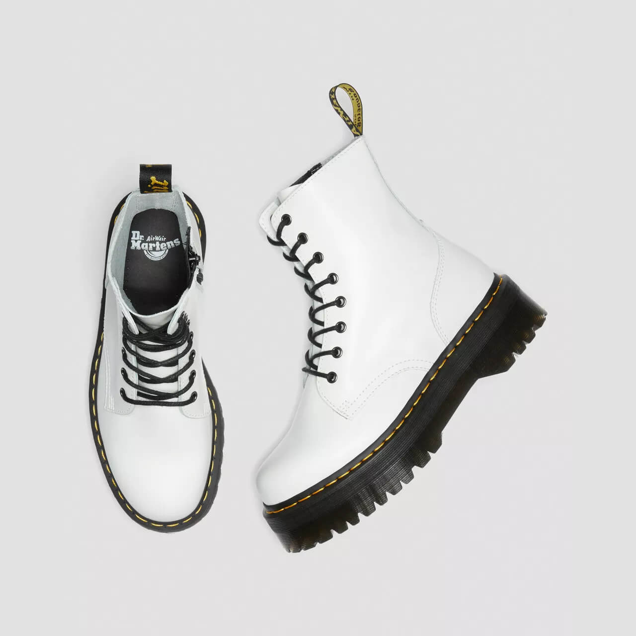 Bílé kotníkové boty Dr. Martens Jadon