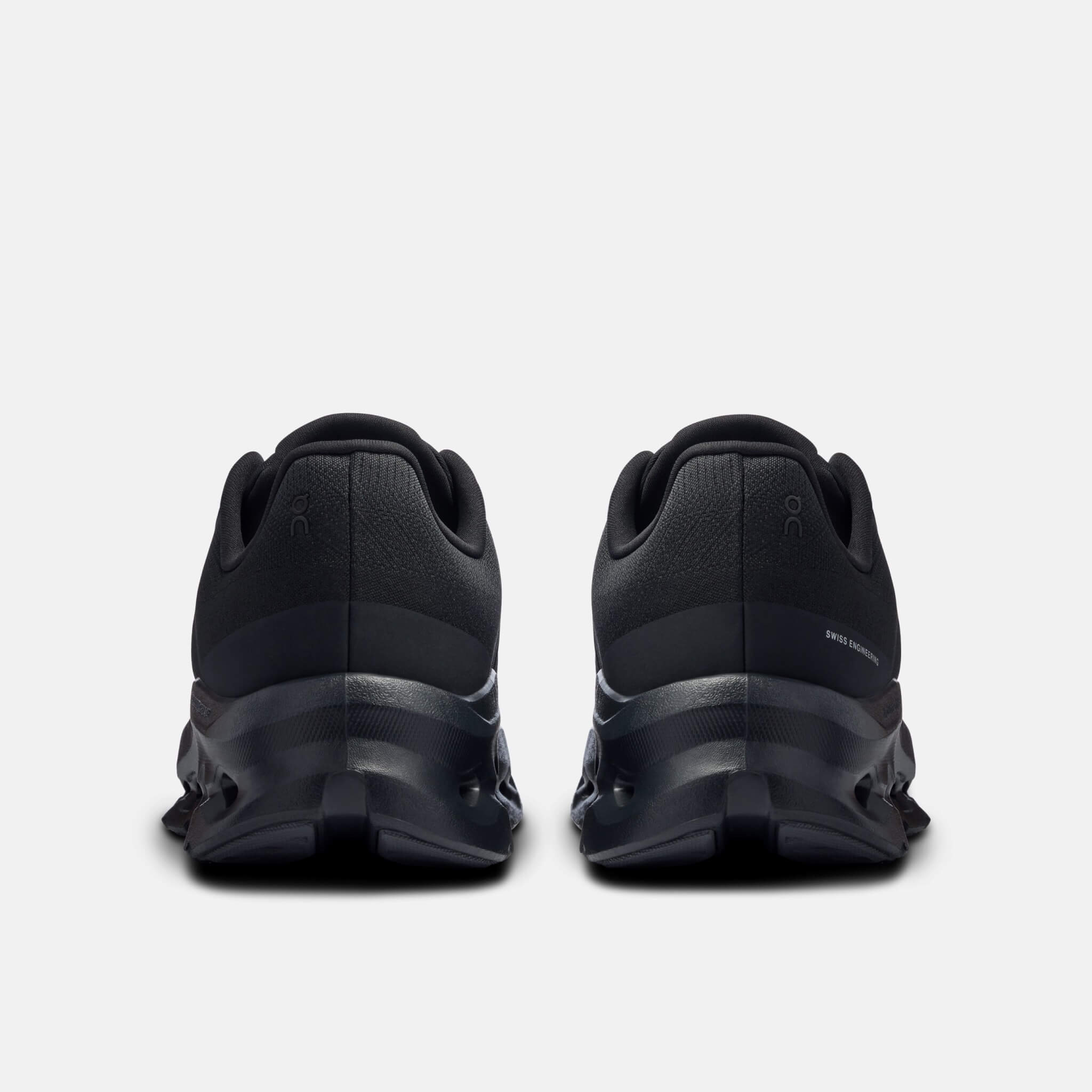 Pánské černé volnočasové tenisky On Cloudtilt