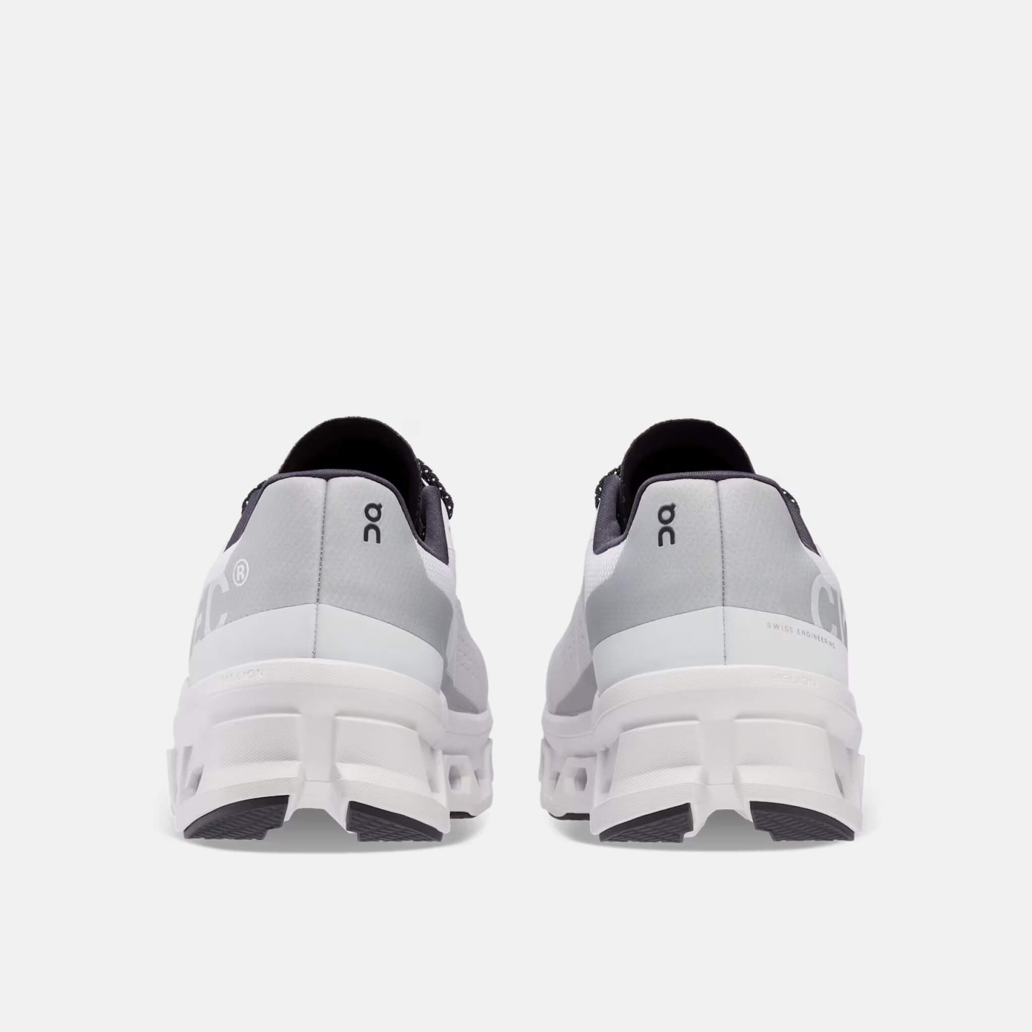 Pánské bílé běžecké tenisky On Cloudmonster