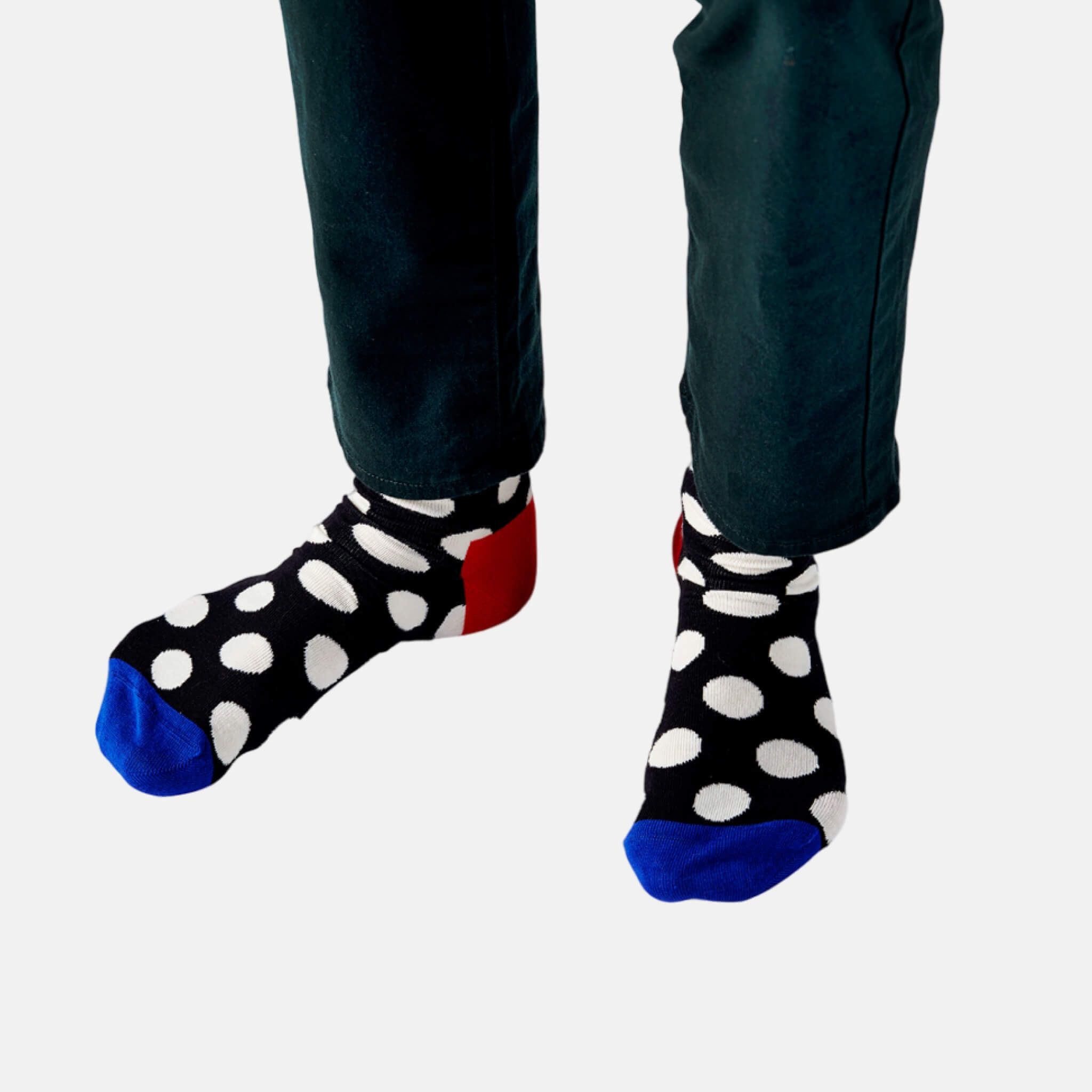 Černé ponožky Happy Socks s bílými puntíky, vzor Big Dot
