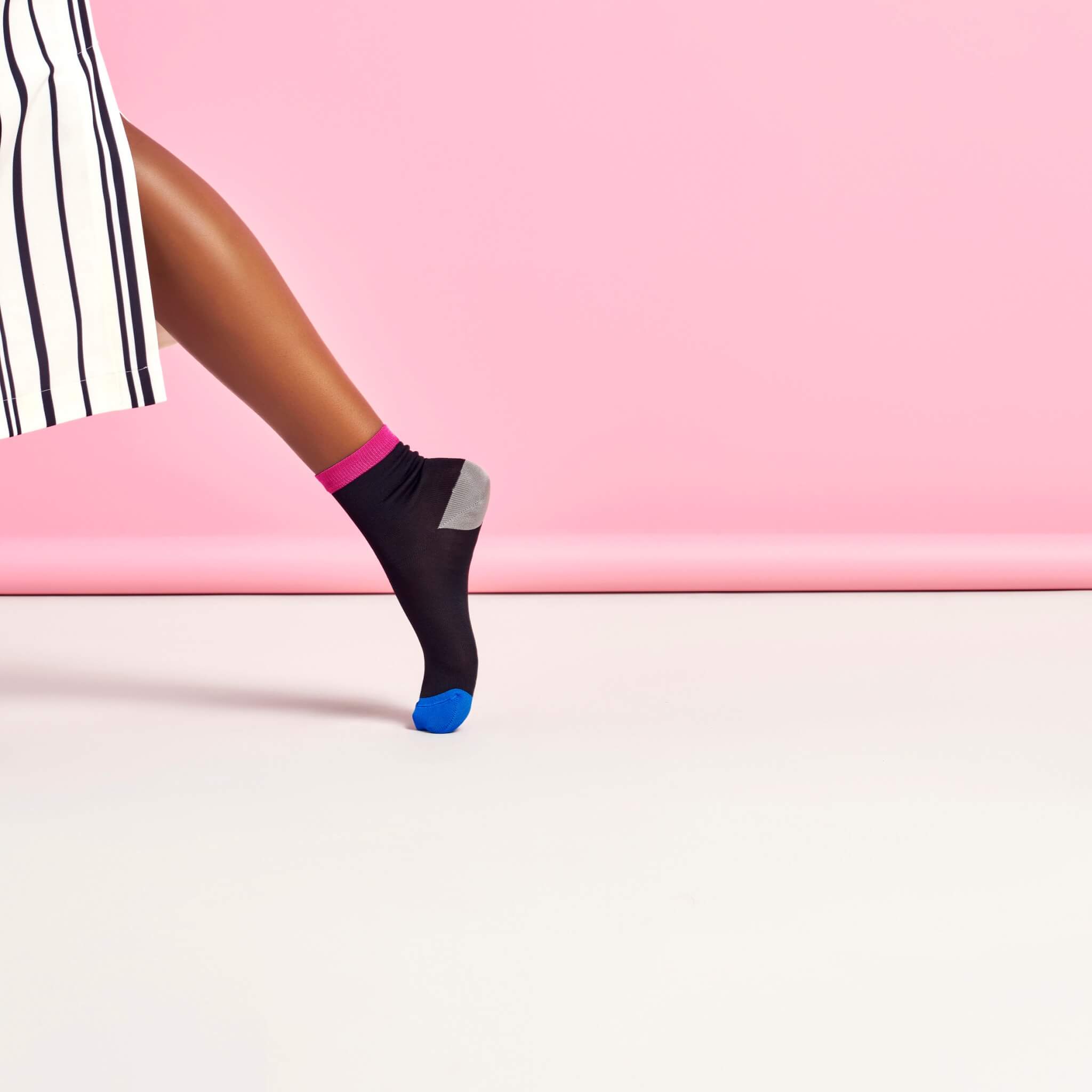 Dámské černé ponožky Happy Socks Grace // kolekce Hysteria