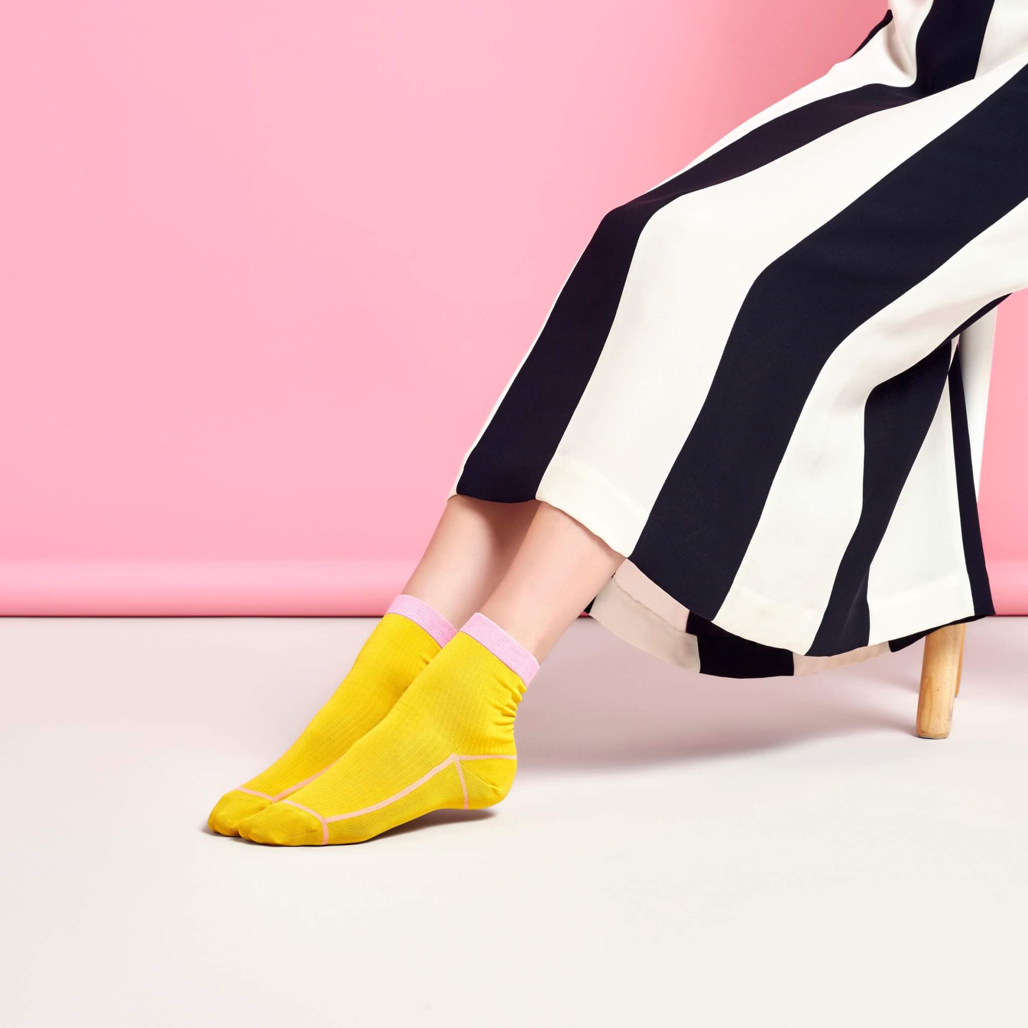 Dámské žluté ponožky Happy Socks Lily // kolekce Hysteria