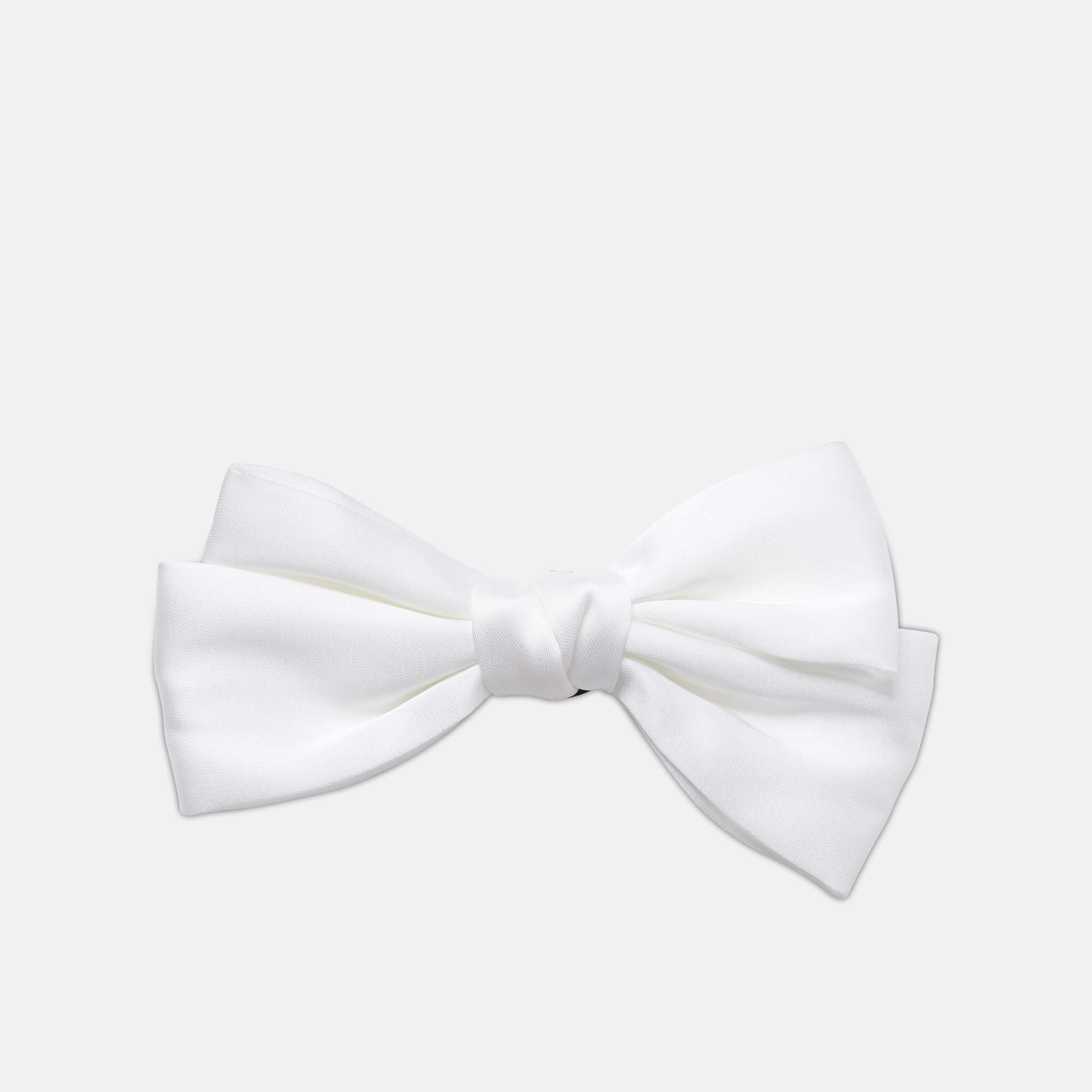 Odznáček Jibbitz – Oversized Regal White Bow