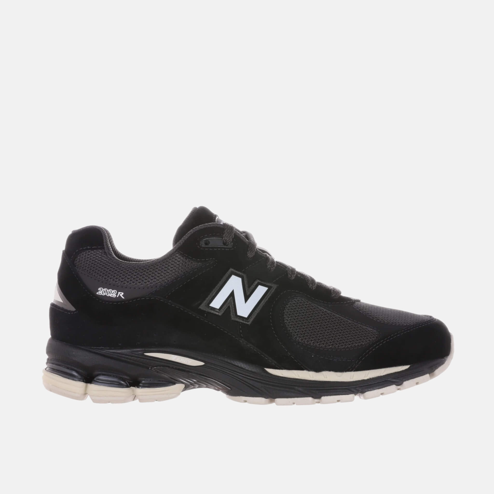 Unisex černé volnočasové tenisky New Balance U2002RV1