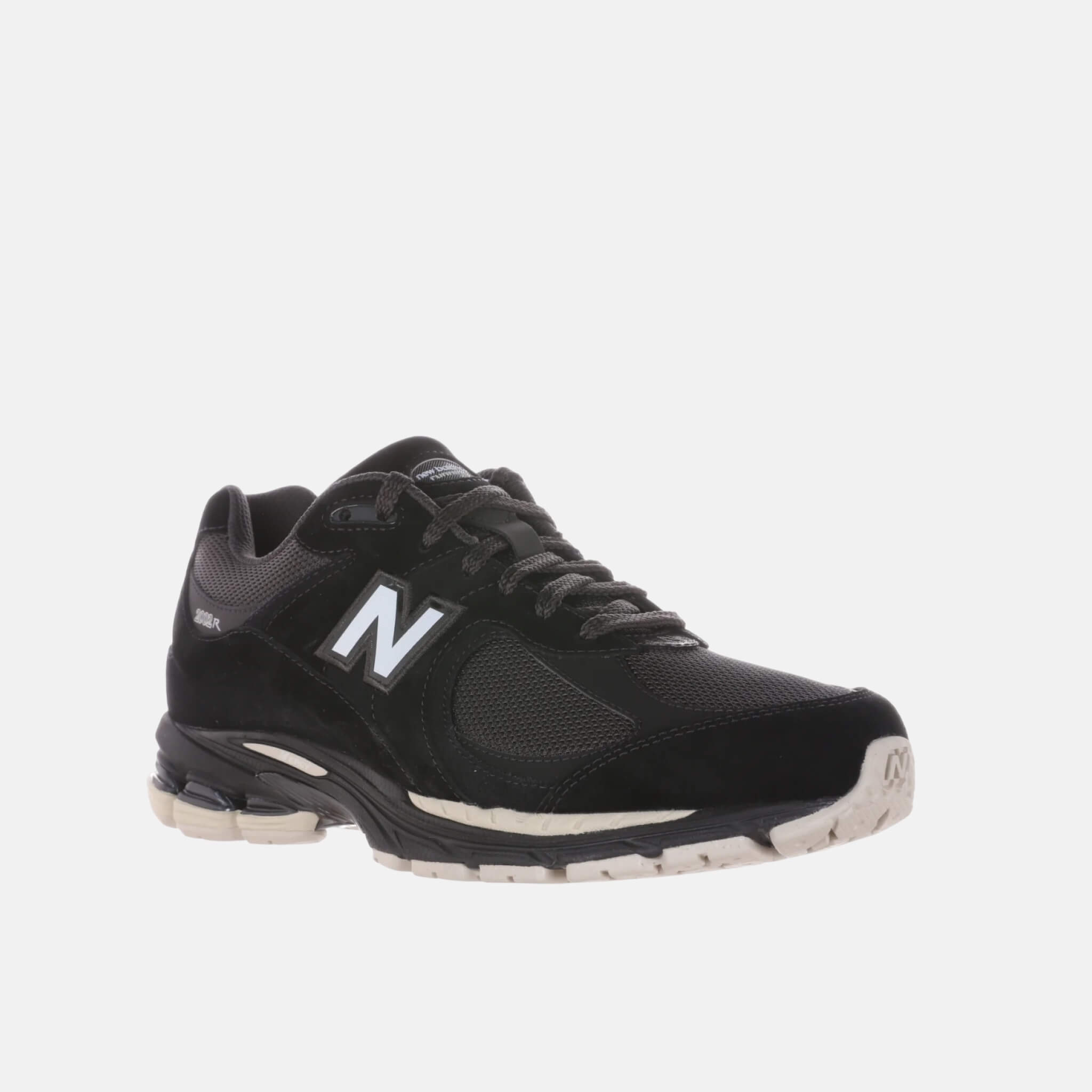 Unisex černé volnočasové tenisky New Balance U2002RV1