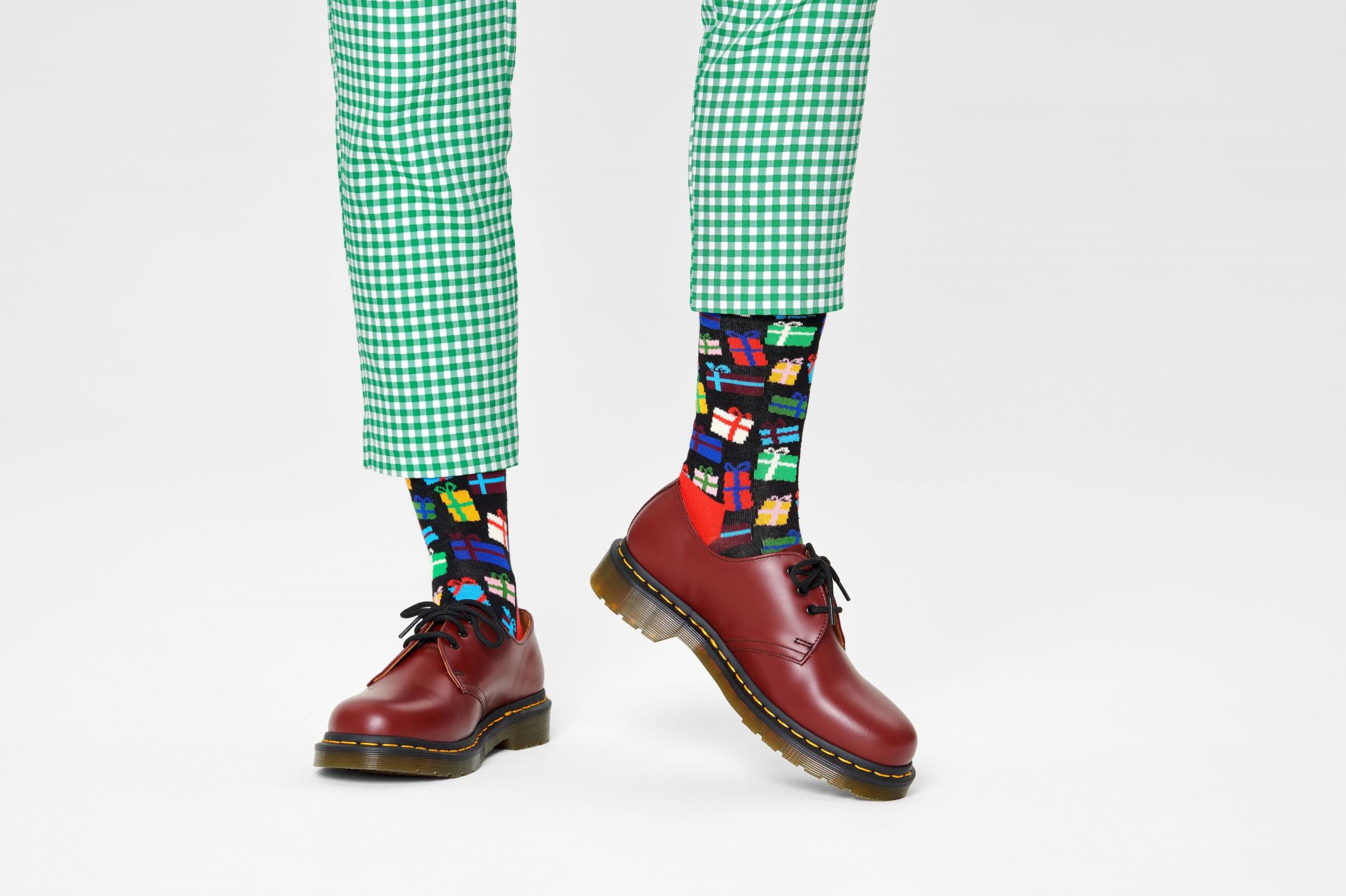 Černé ponožky Happy Socks s dárky, vzor Gift Bonanza