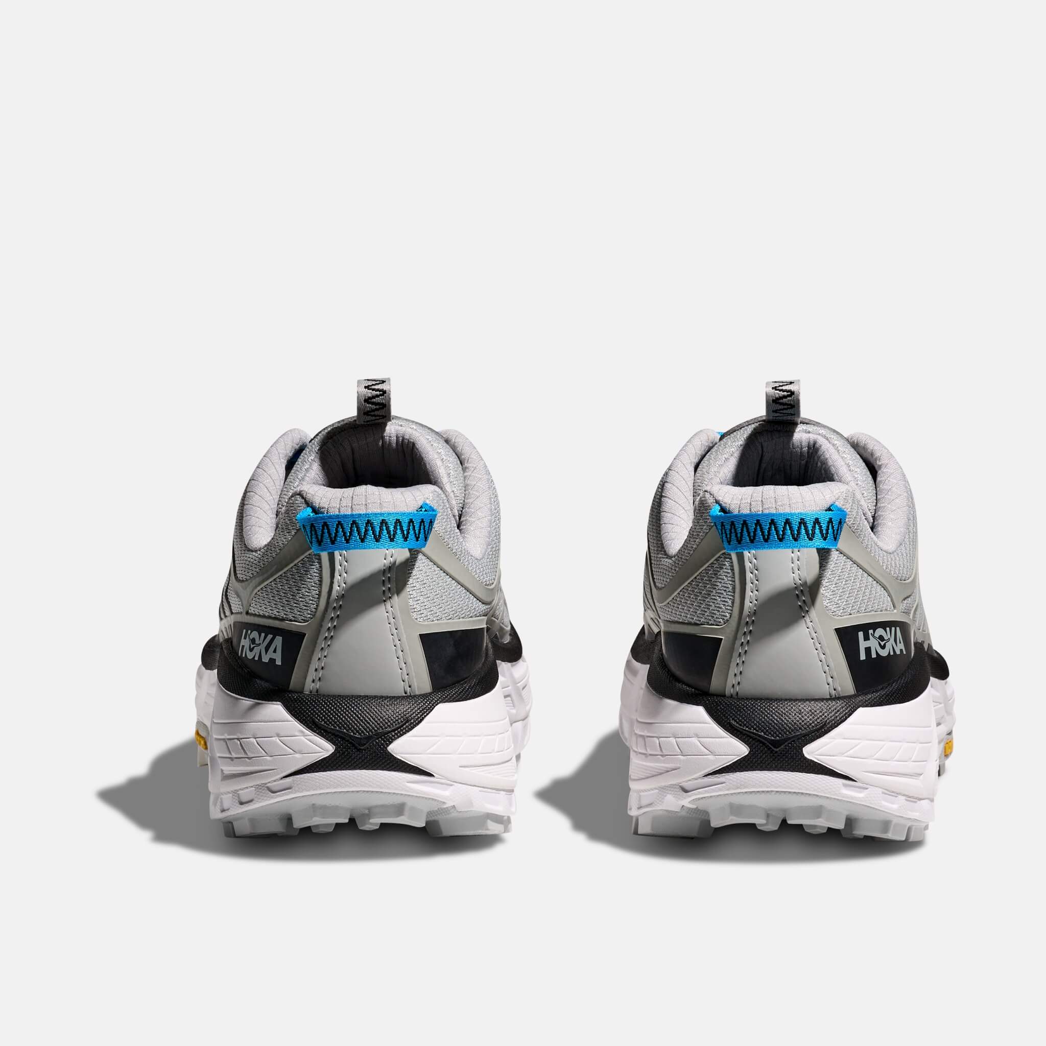 Unisex šedé tenisky Hoka Mafate Three2