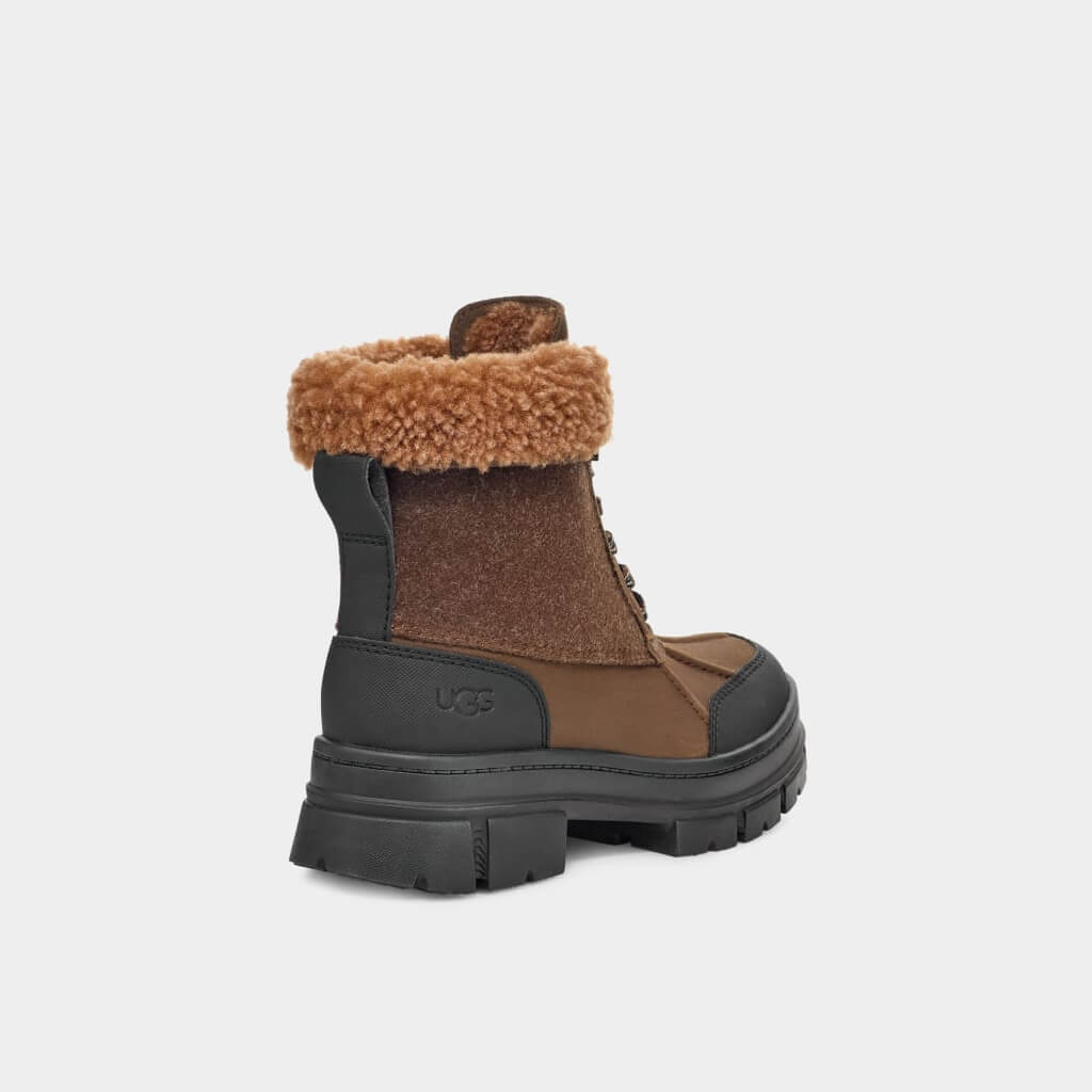 Boty UGG Ashton Addie Tipped Dark Earth