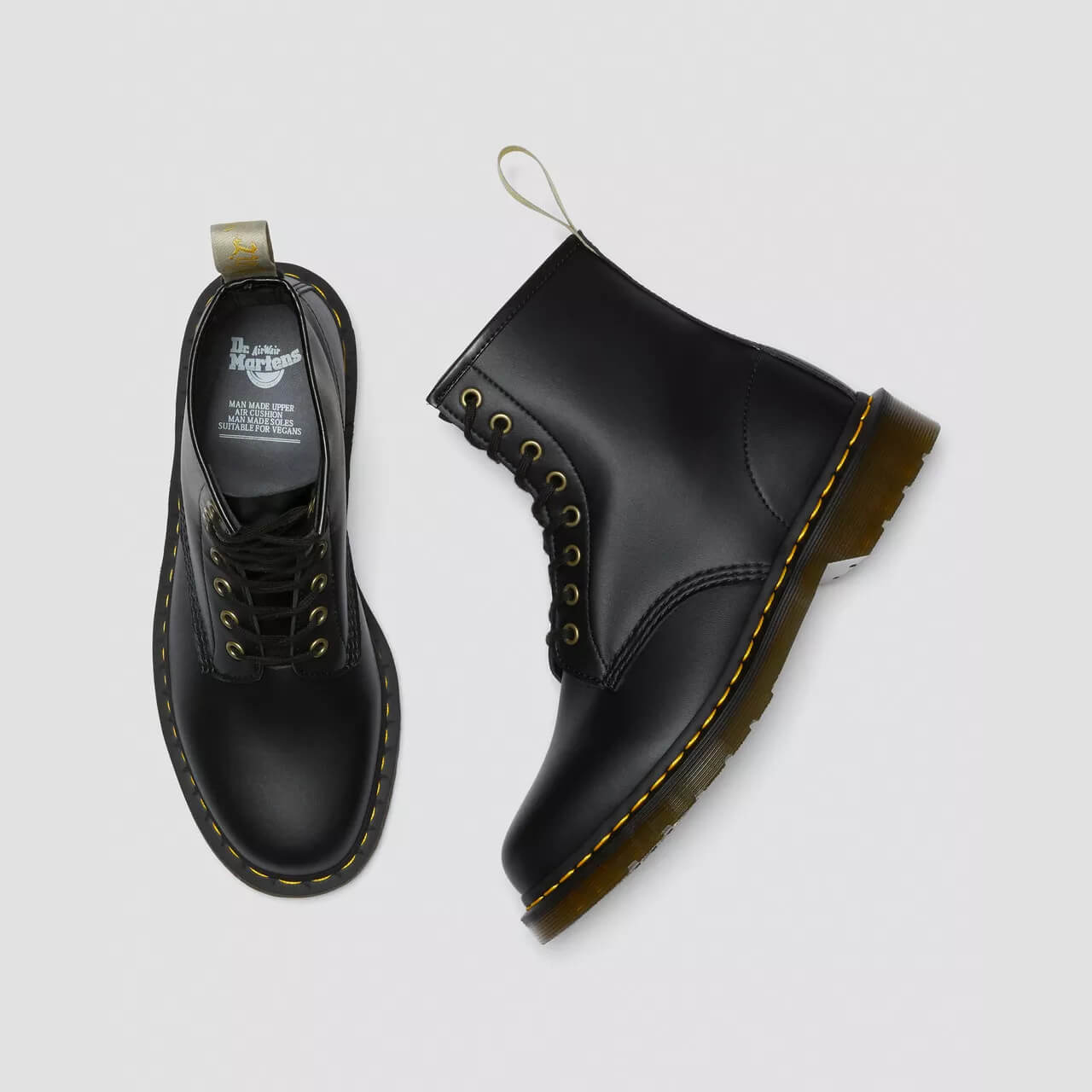Černé kotníkové boty Dr. Martens 1460 Vegan