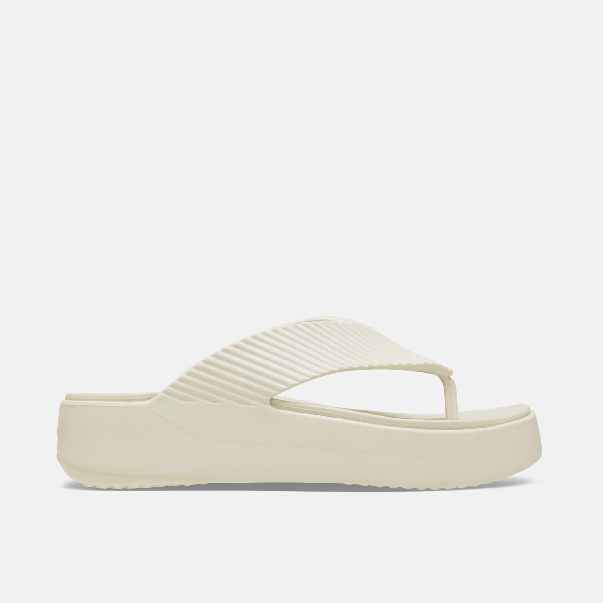 Getaway Groove Platform Flip Sandstone