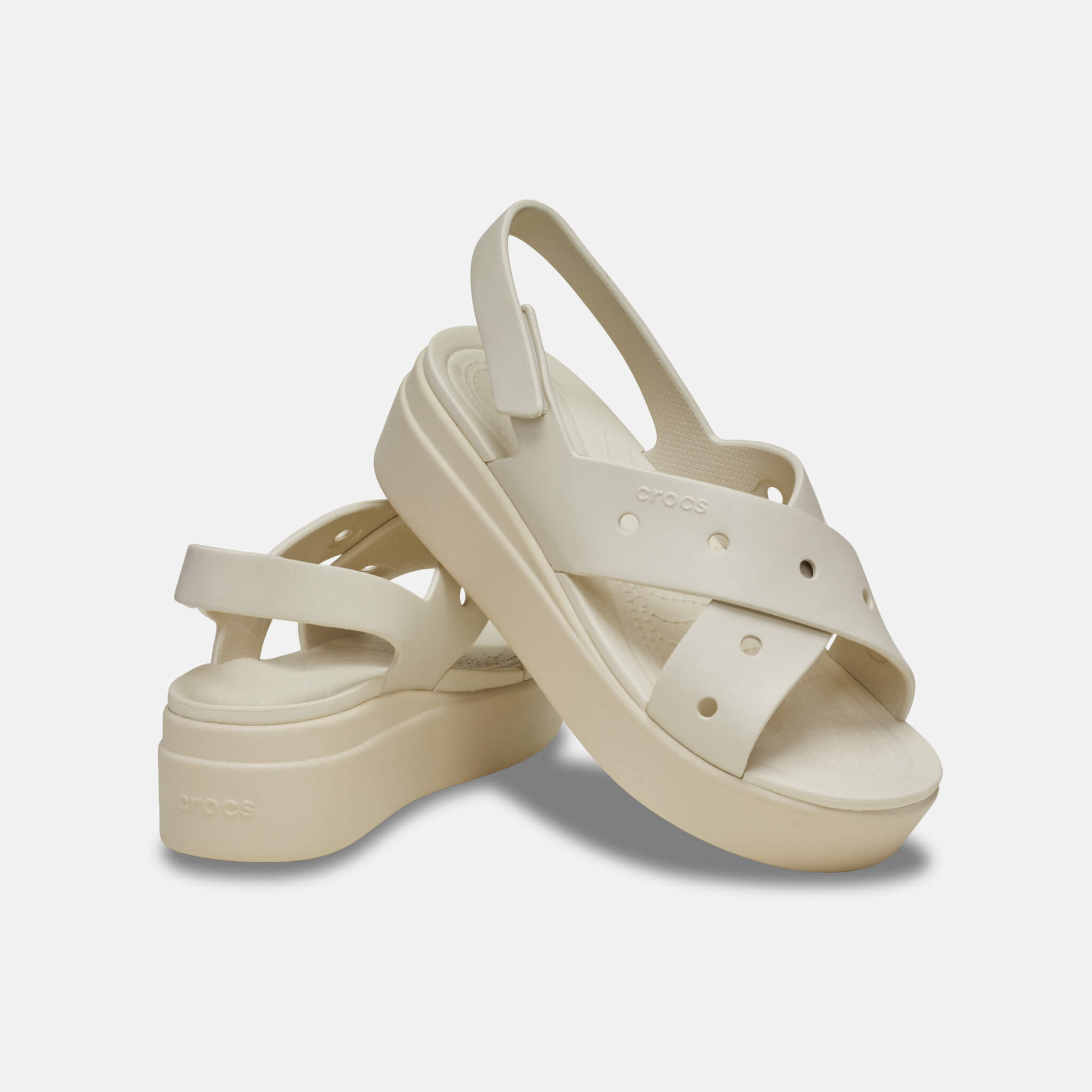 Brooklyn 4U Cross Strap Sandal Frappe