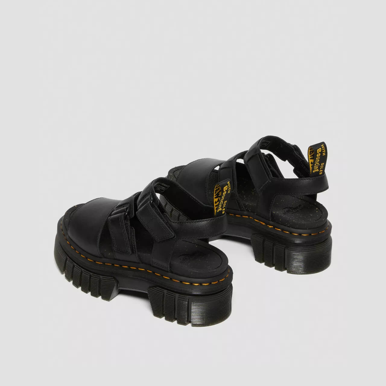 Dámské černé sandály Dr. Martens Ricki 3-Strap
