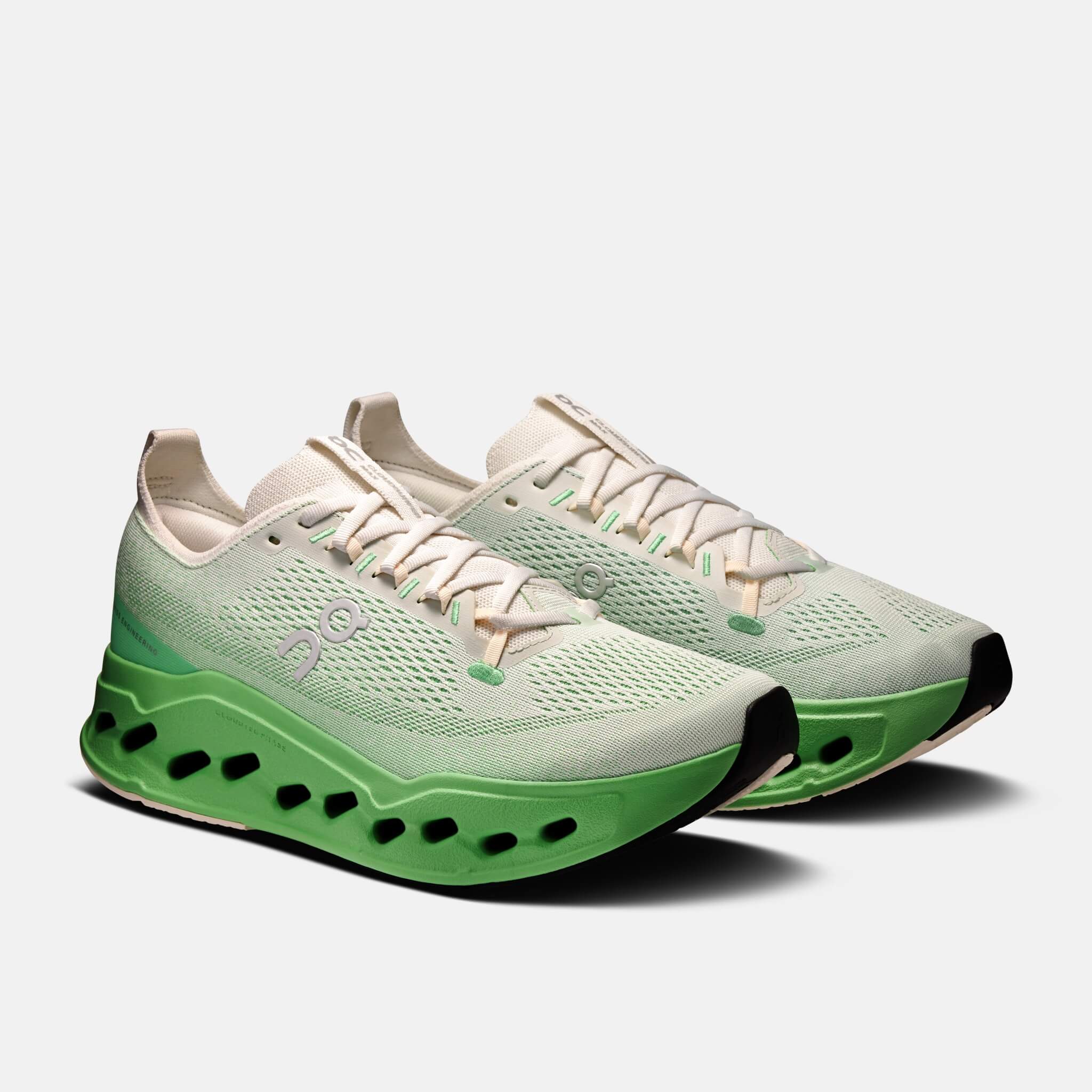 Pánské zeleno-šedé běžecké tenisky On Cloudsurfer Max