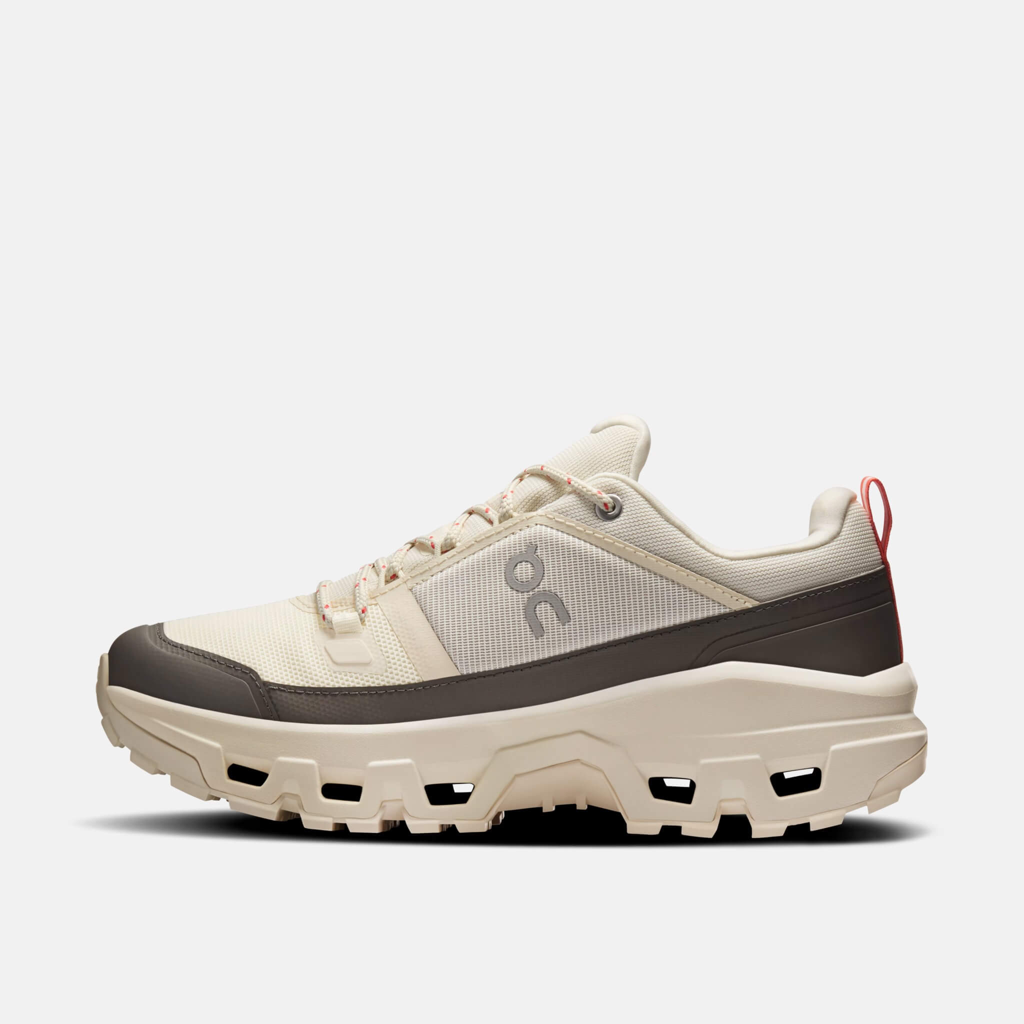 Dámské šedé outdoorové boty ON Cloudrock Low WP