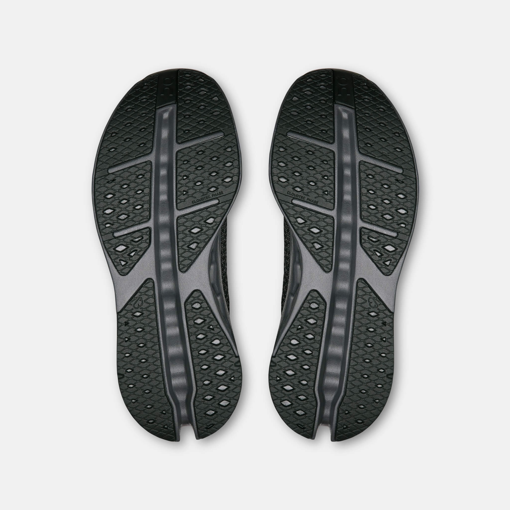 Dámské černé běžecké tenisky On Cloudsurfer Max