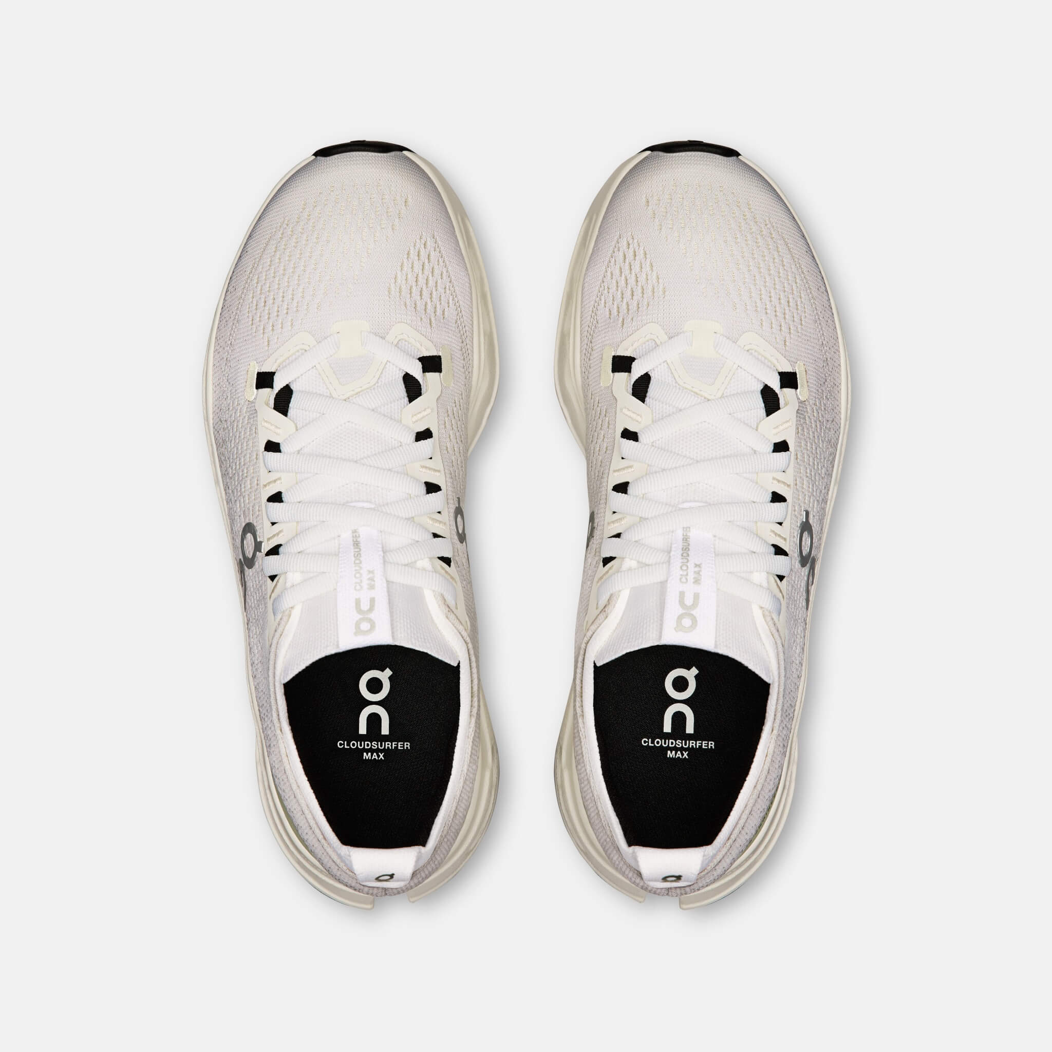 Dámské bílé běžecké tenisky On Cloudsurfer Max