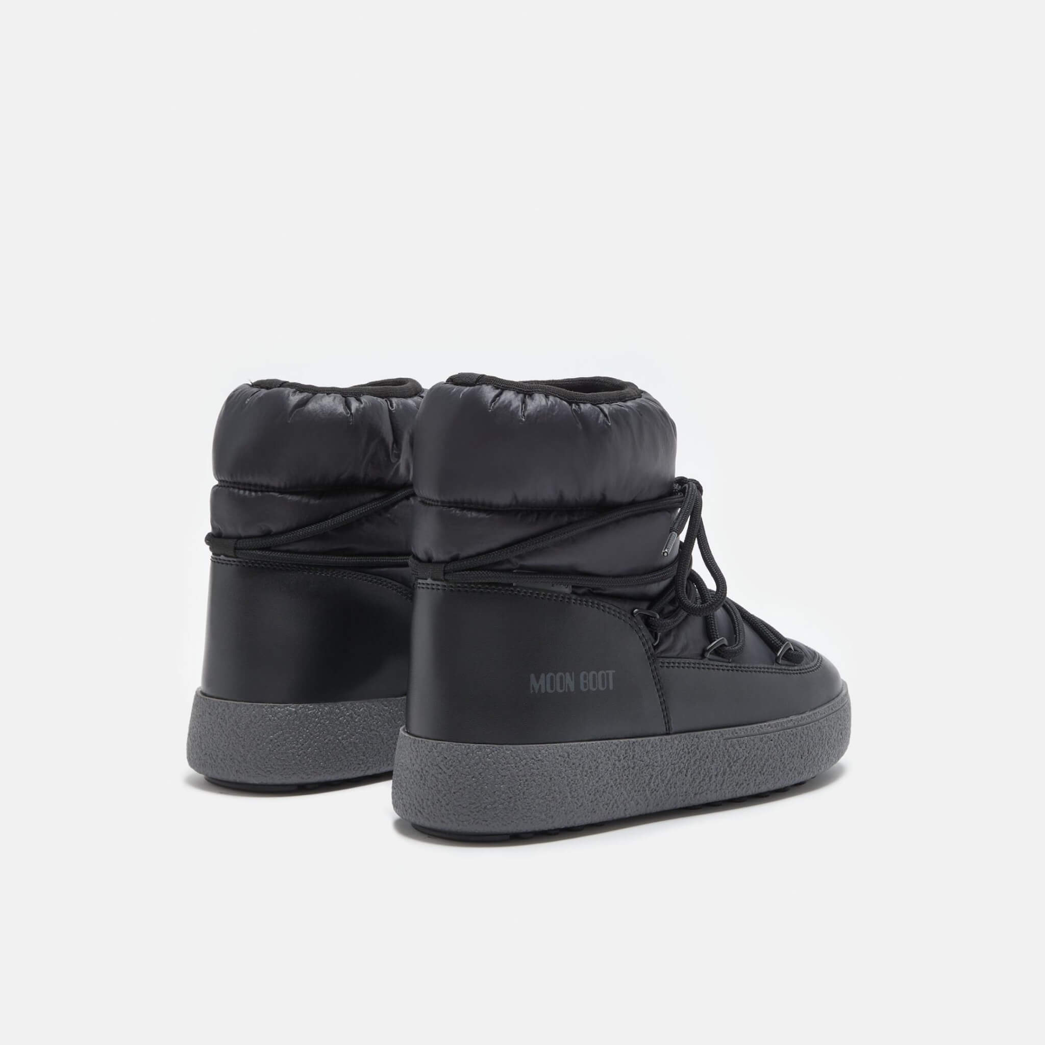 Dámské černé sněhule Moon Boot Ltrack Low Nylon WP