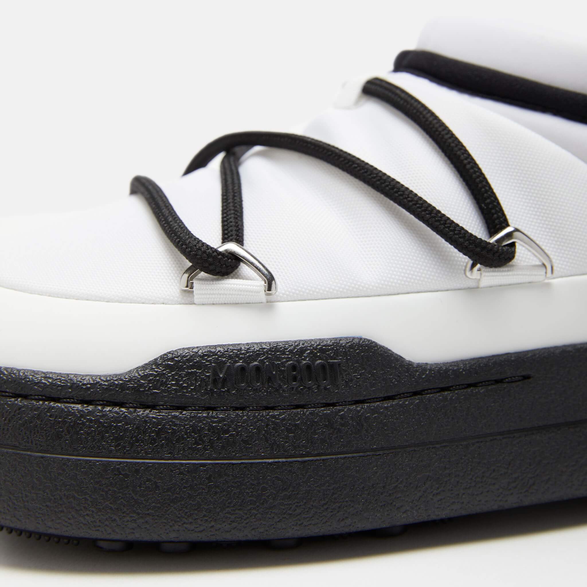 Dámské černo-bílé slip-on Moon Boot Park Icon