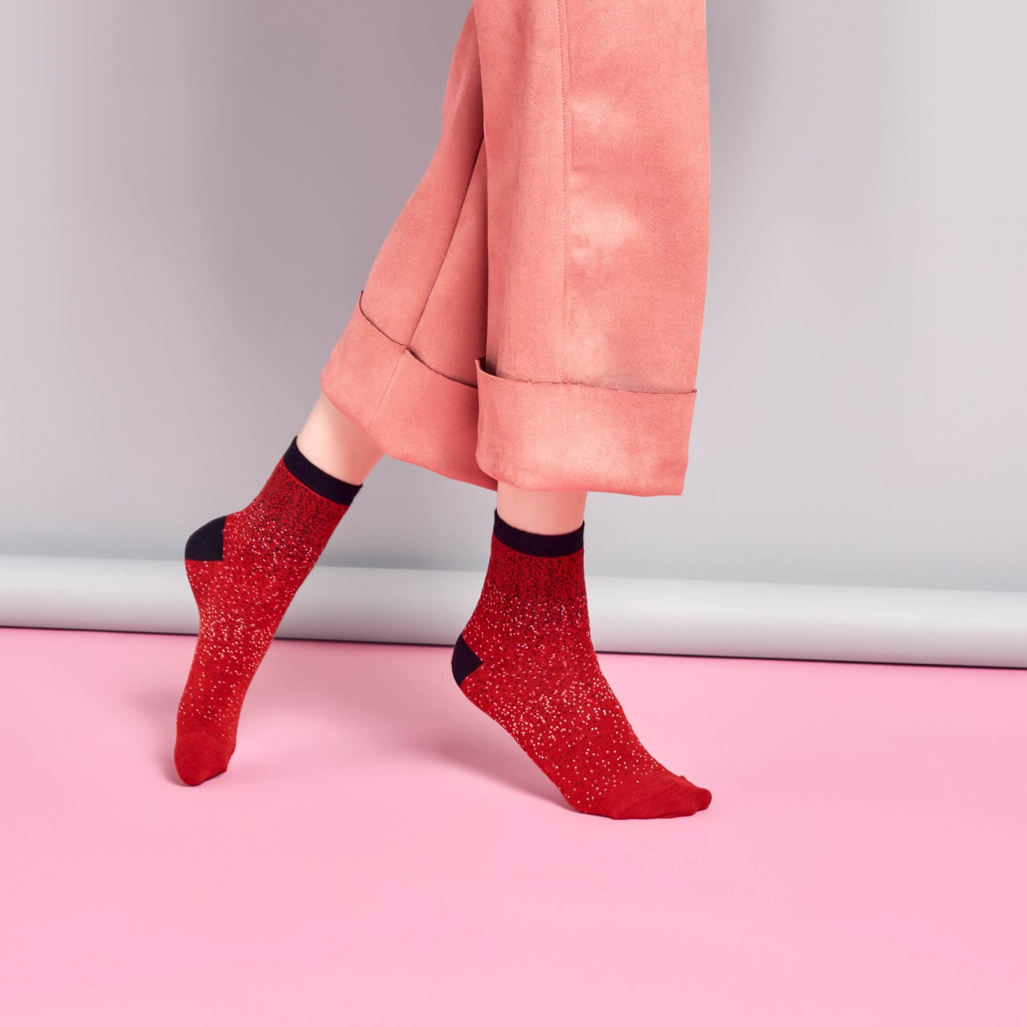 Dámské červené ponožky Happy Socks Poppy // kolekce Hysteria