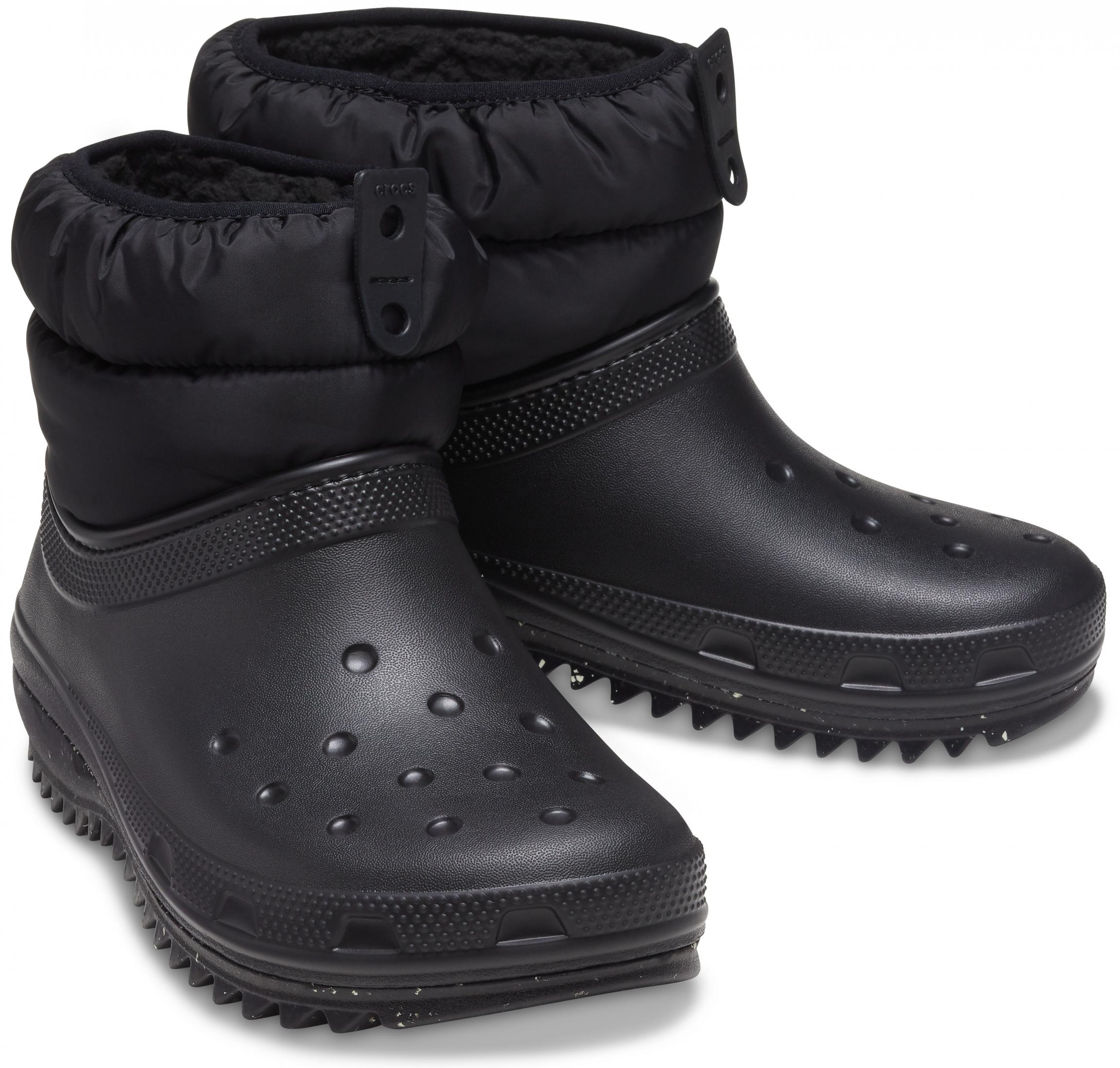 Classic Neo Puff Shorty Boot W Blk