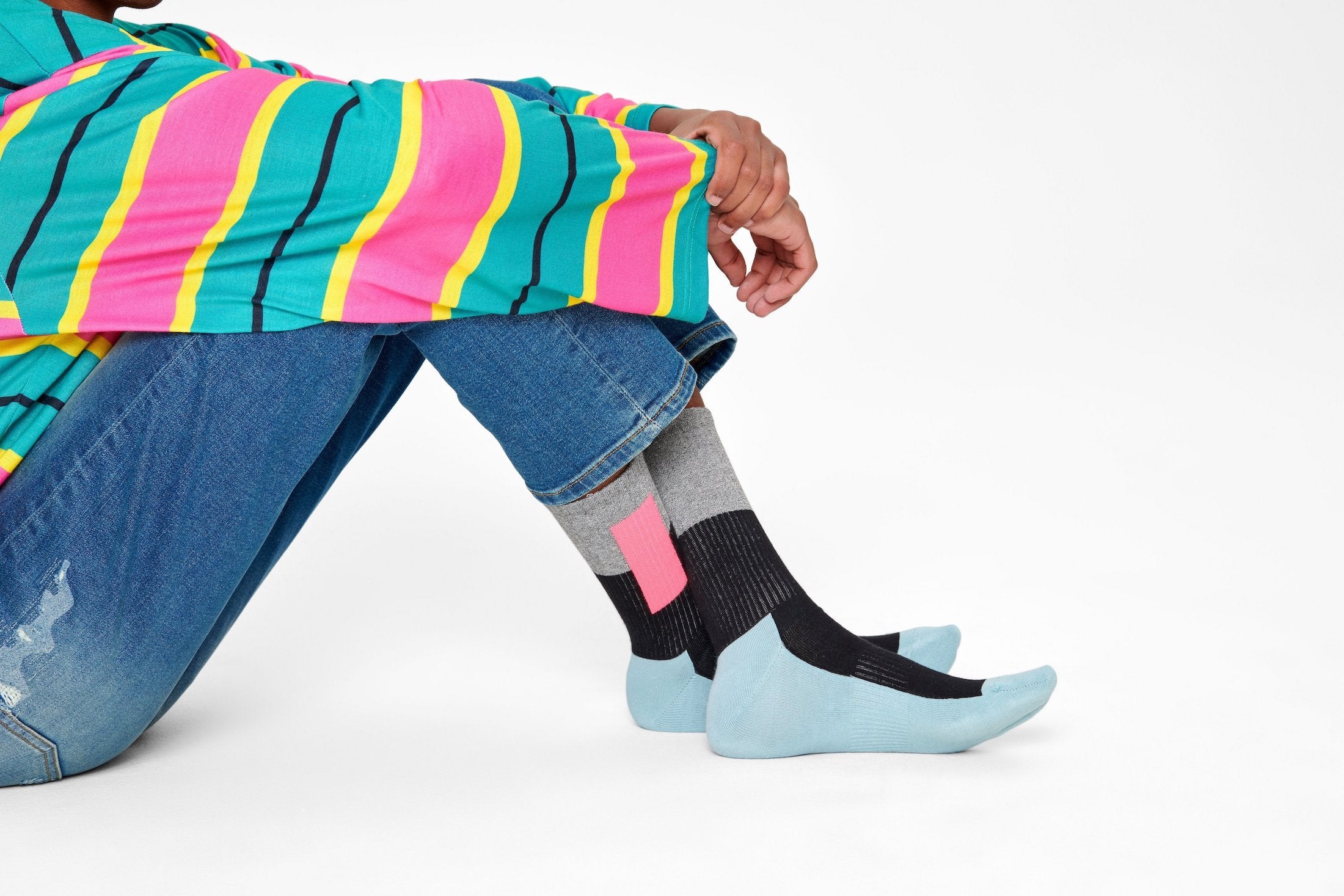 Modro-černé ponožky Happy Socks, vzor Blocked // KOLEKCE ATHLETIC