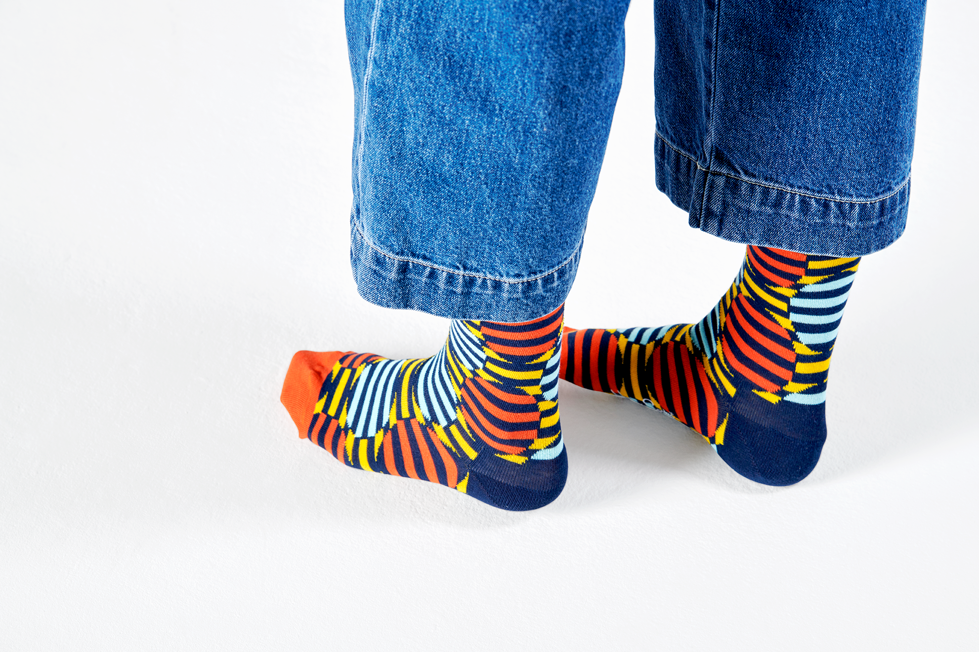 Modro-oranžové ponožky Happy Socks s barevným vzorem Optic Dot