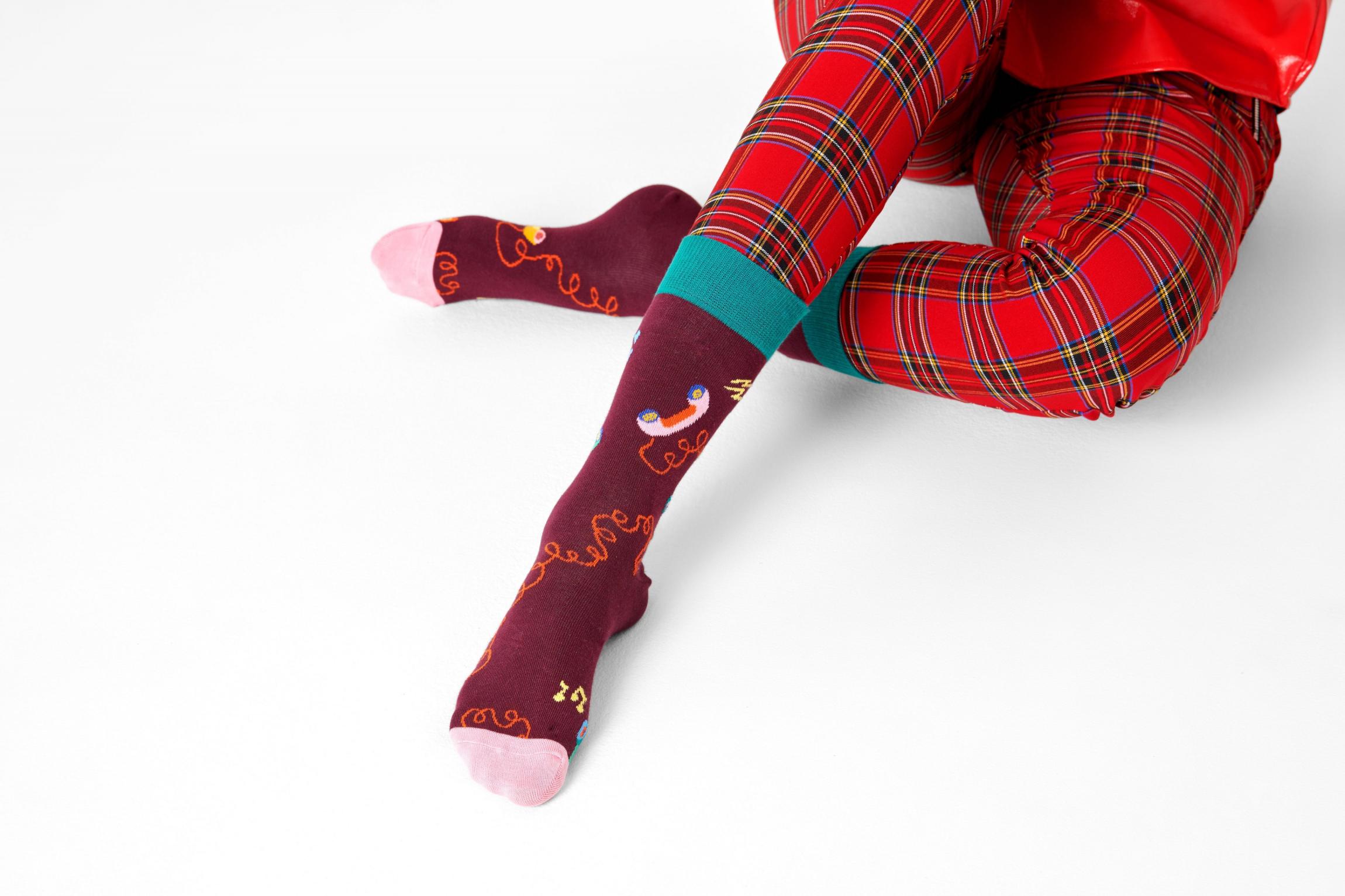 Hnědé ponožky Happy Socks s telefonním sluchátkem, vzor Stay In Touch